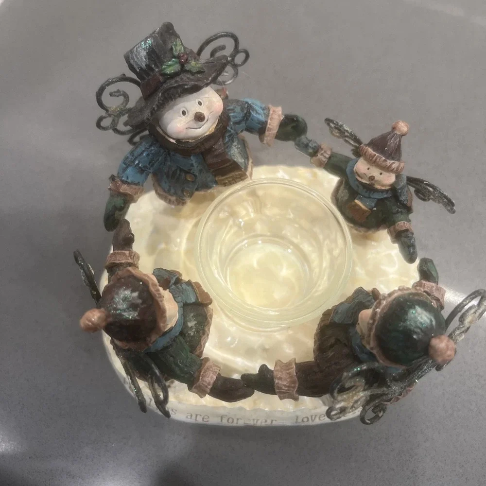 SWOFLAKE ANGELS Round Resin Candle Holder FAMILIES ARE FOREVER LOVE DOESN'T MELT